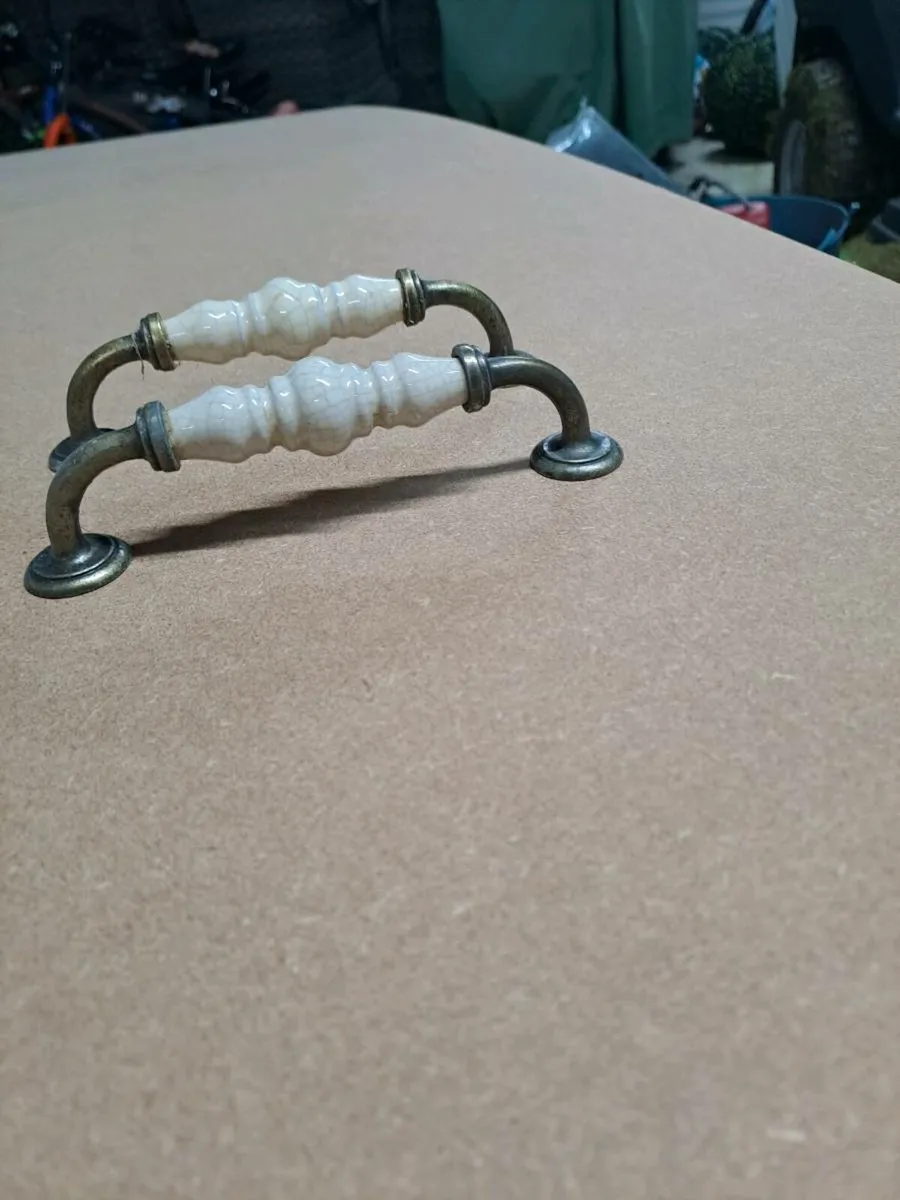 Handle - Image 4