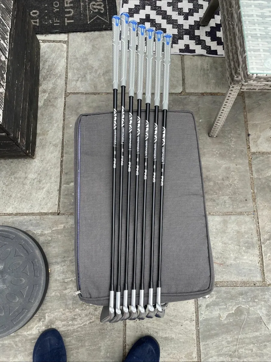 Ping G425 Irons 4-PW Green Dot Alta Senior Flex - Image 1