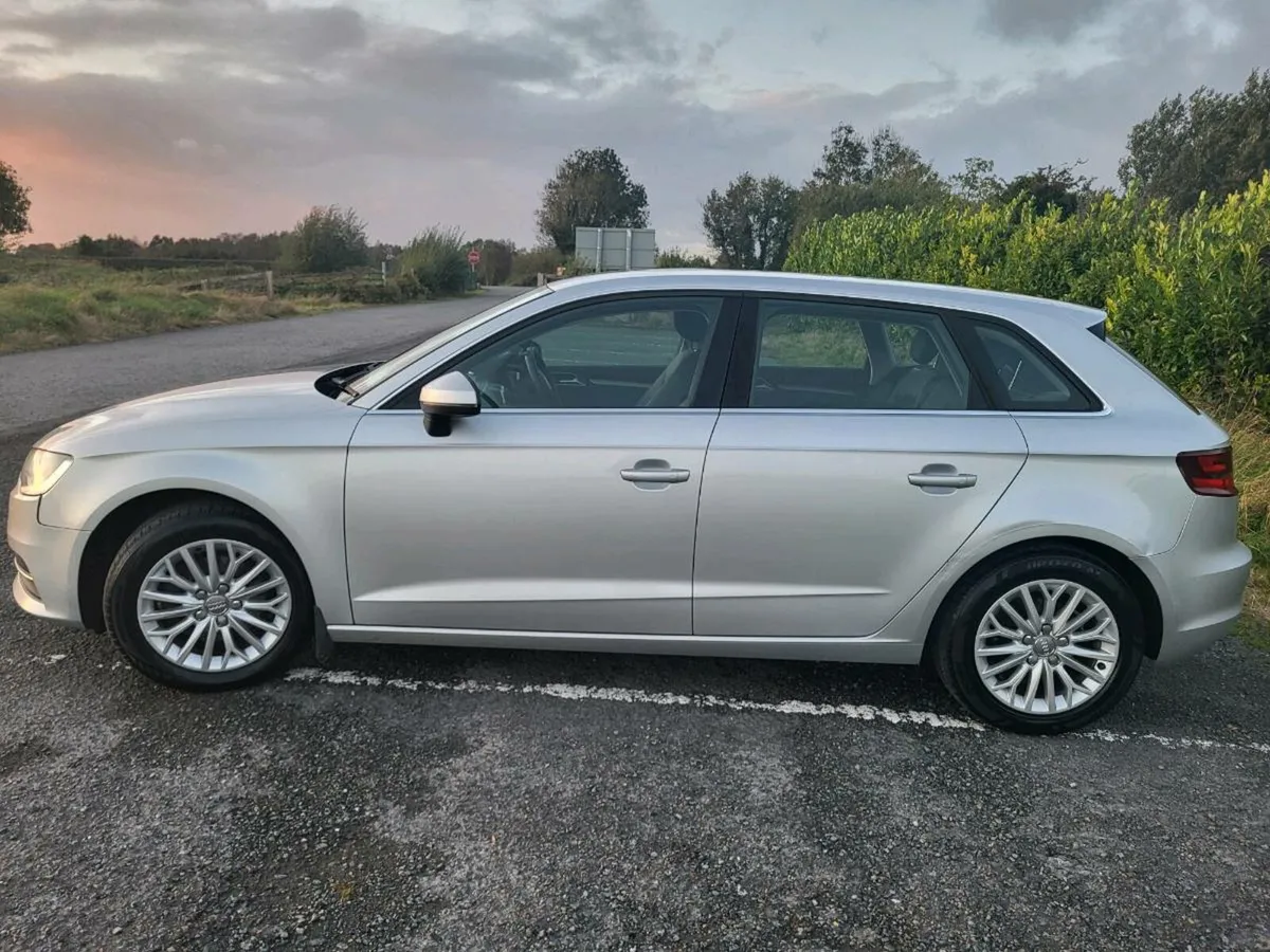 Car - Image 2