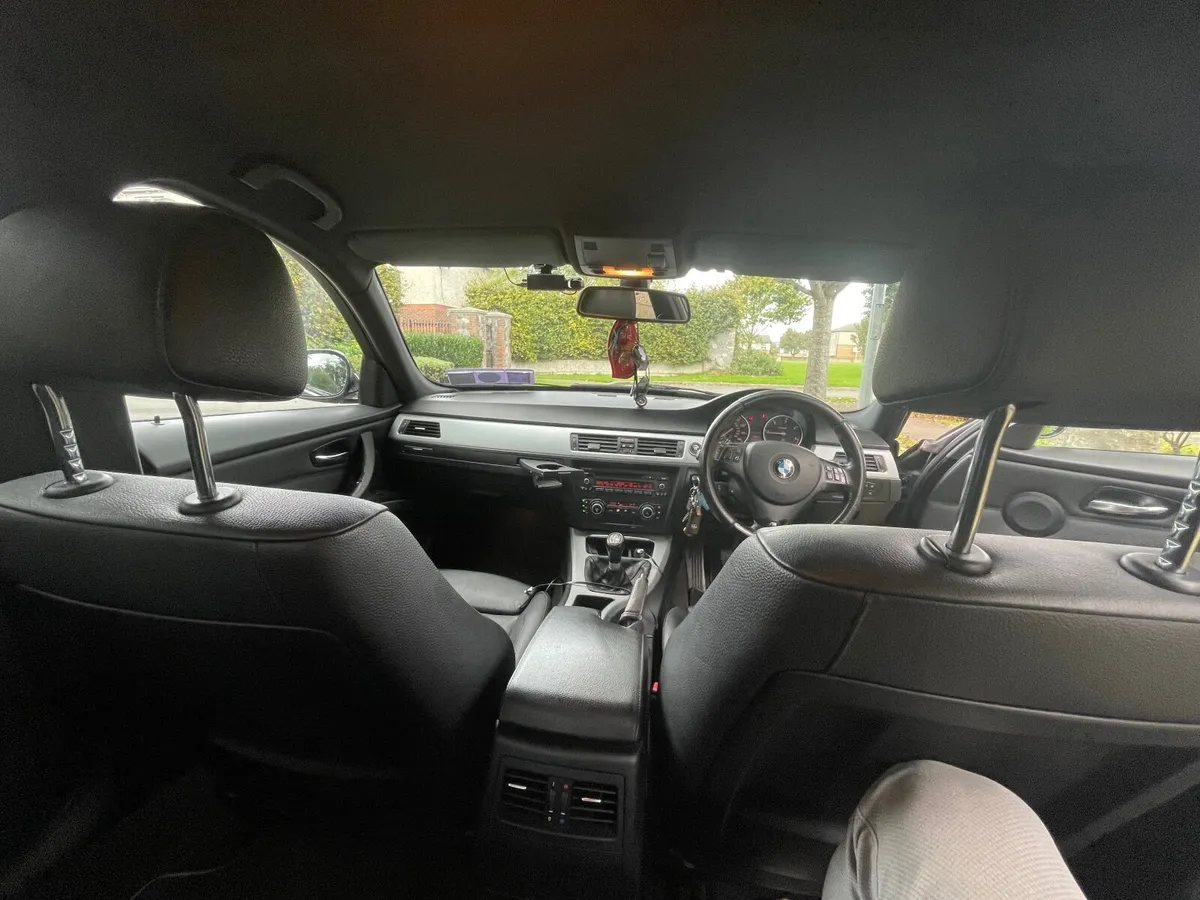 BMW 3-Series 2010 NCT Sep 2026 - Image 3