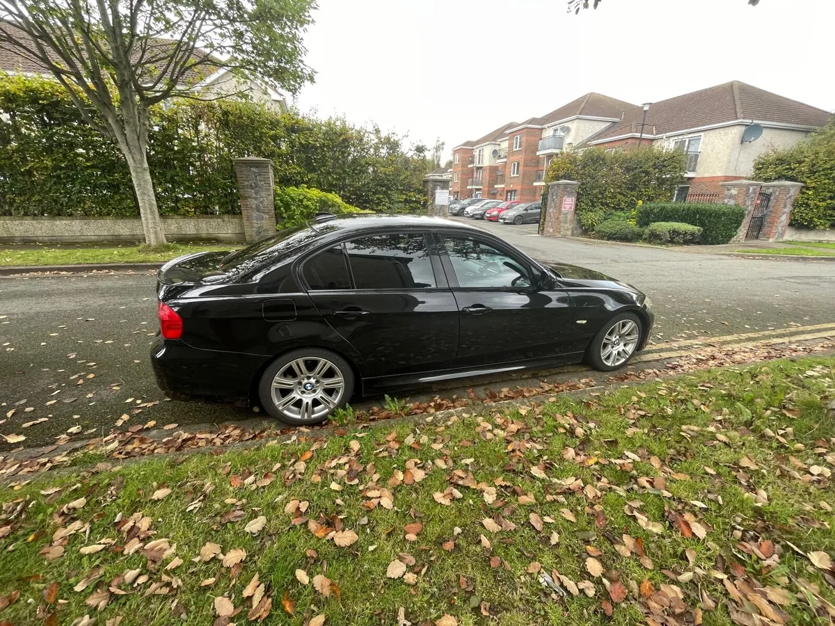 BMW 3-Series 2010 NCT Sep 2026 - Image 4