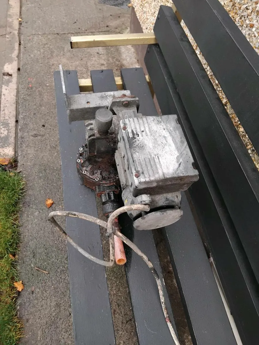 Water pump