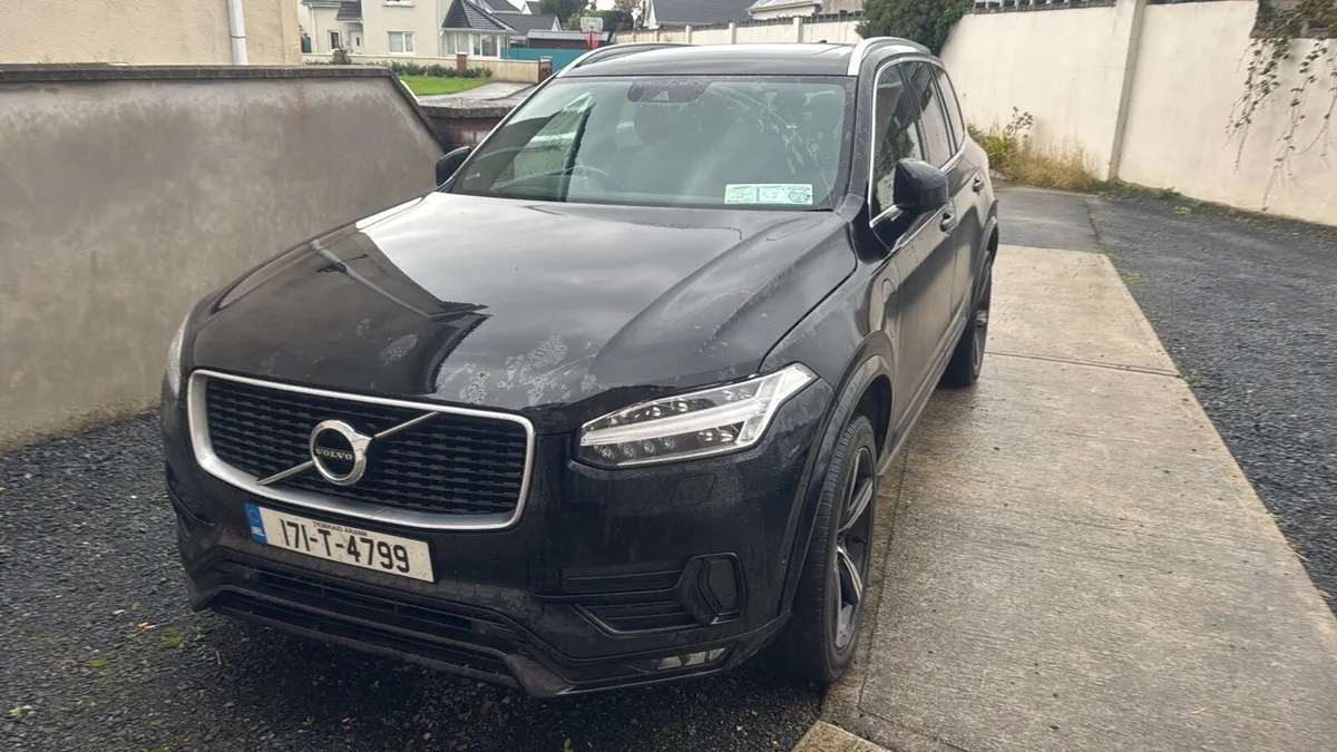 2017 Volvo XC 90 R design - Image 2