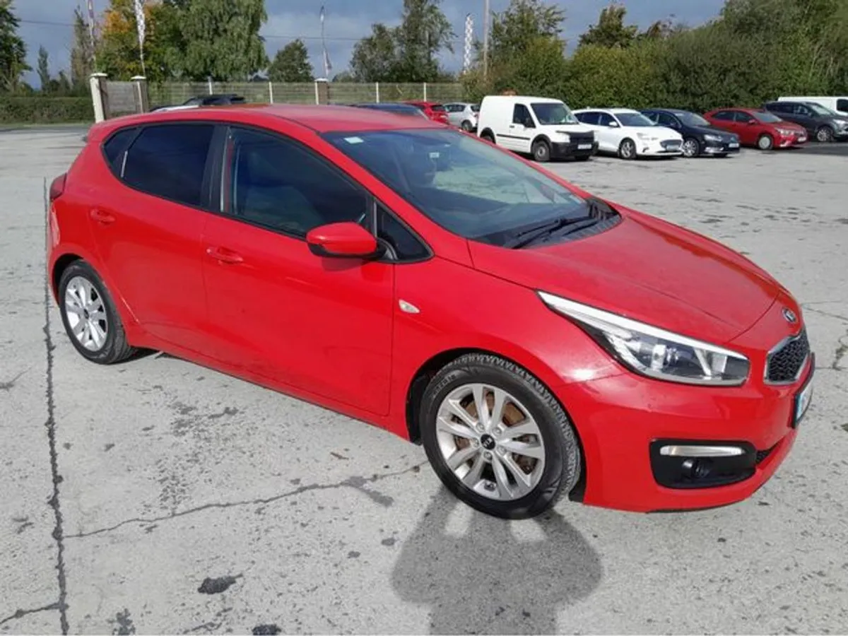 Kia Ceed 1.4 98 SR 7 10/15 - 5DR 98ps - Image 2