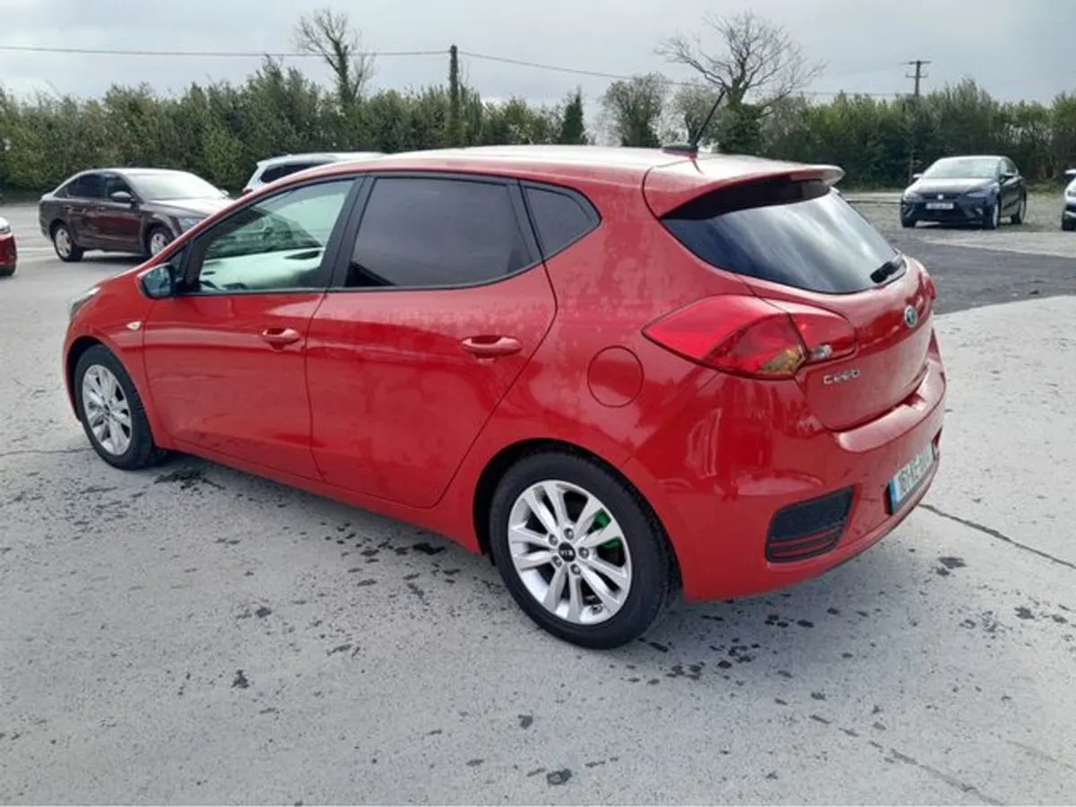 Kia Ceed 1.4 98 SR 7 10/15 - 5DR 98ps - Image 4