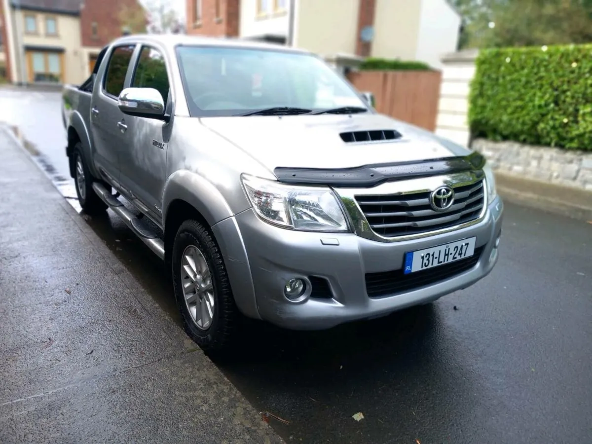 2013 Toyota Hilux 3.0 D4D Diesel Automatic Invinci - Image 2