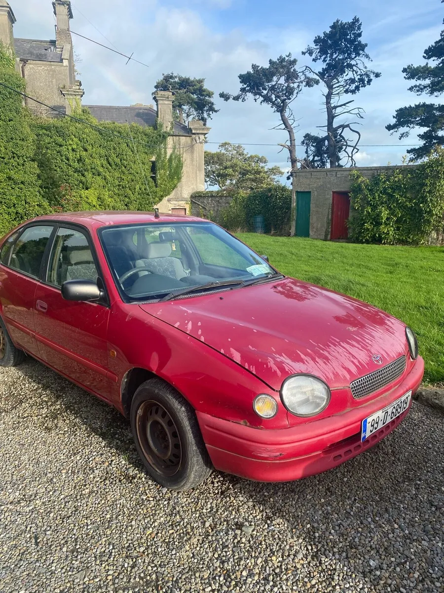 Toyota Corolla - Image 2
