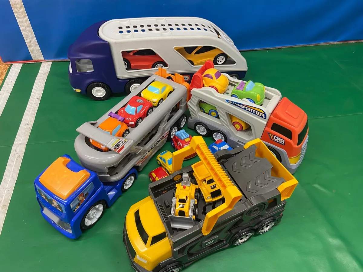 Collection of toy cars - Image 2