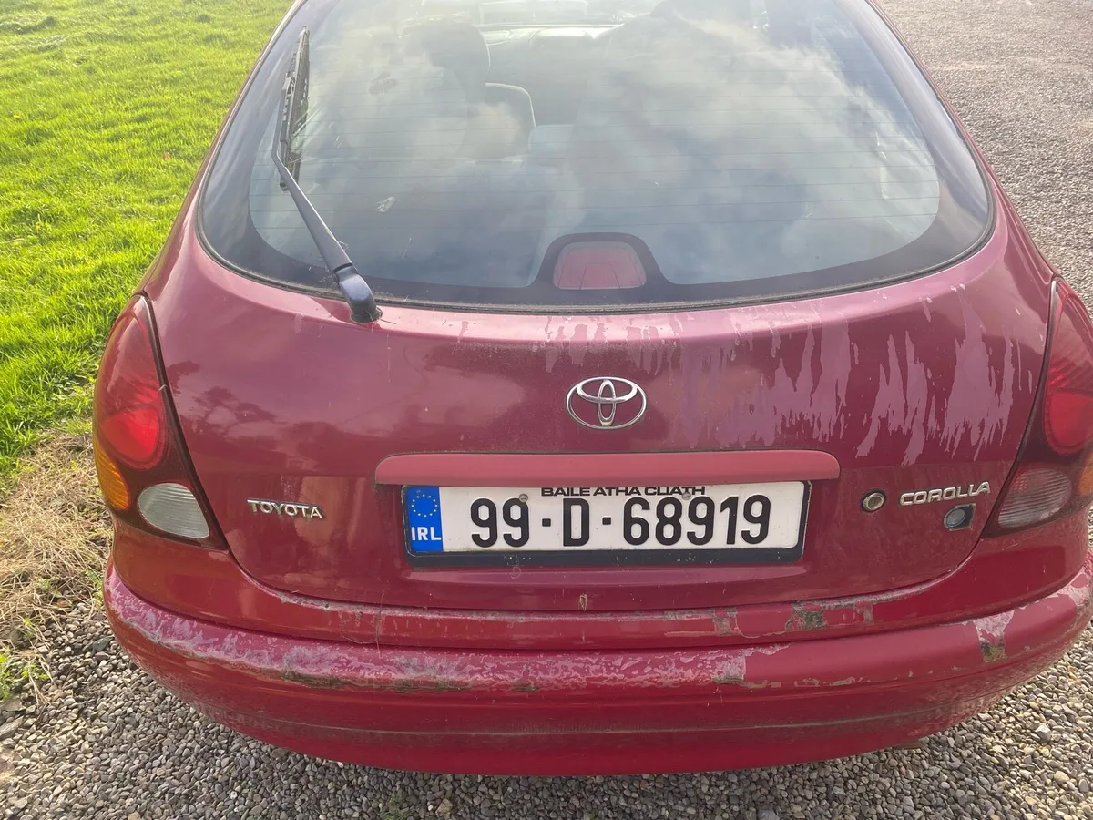 Toyota Corolla - Image 4
