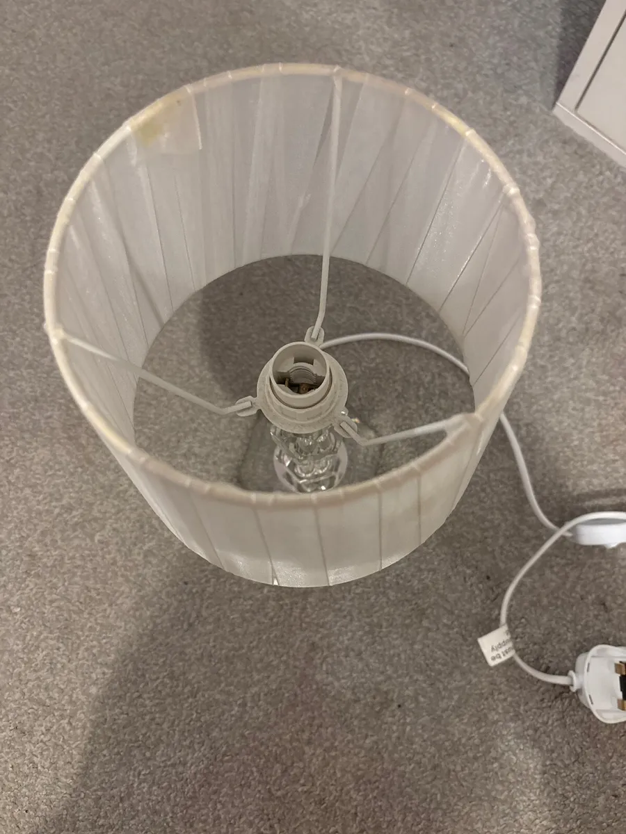 White lamp - Image 2