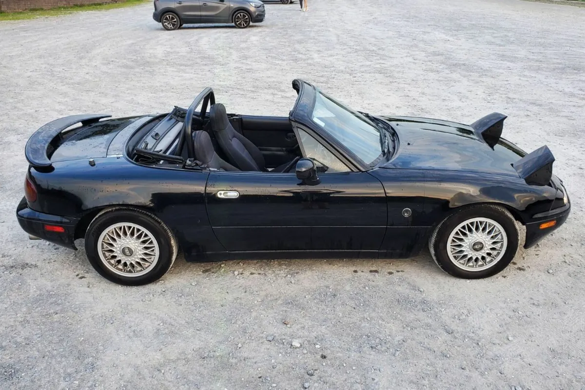 1993 Eunos Roadster S-Special - Image 2