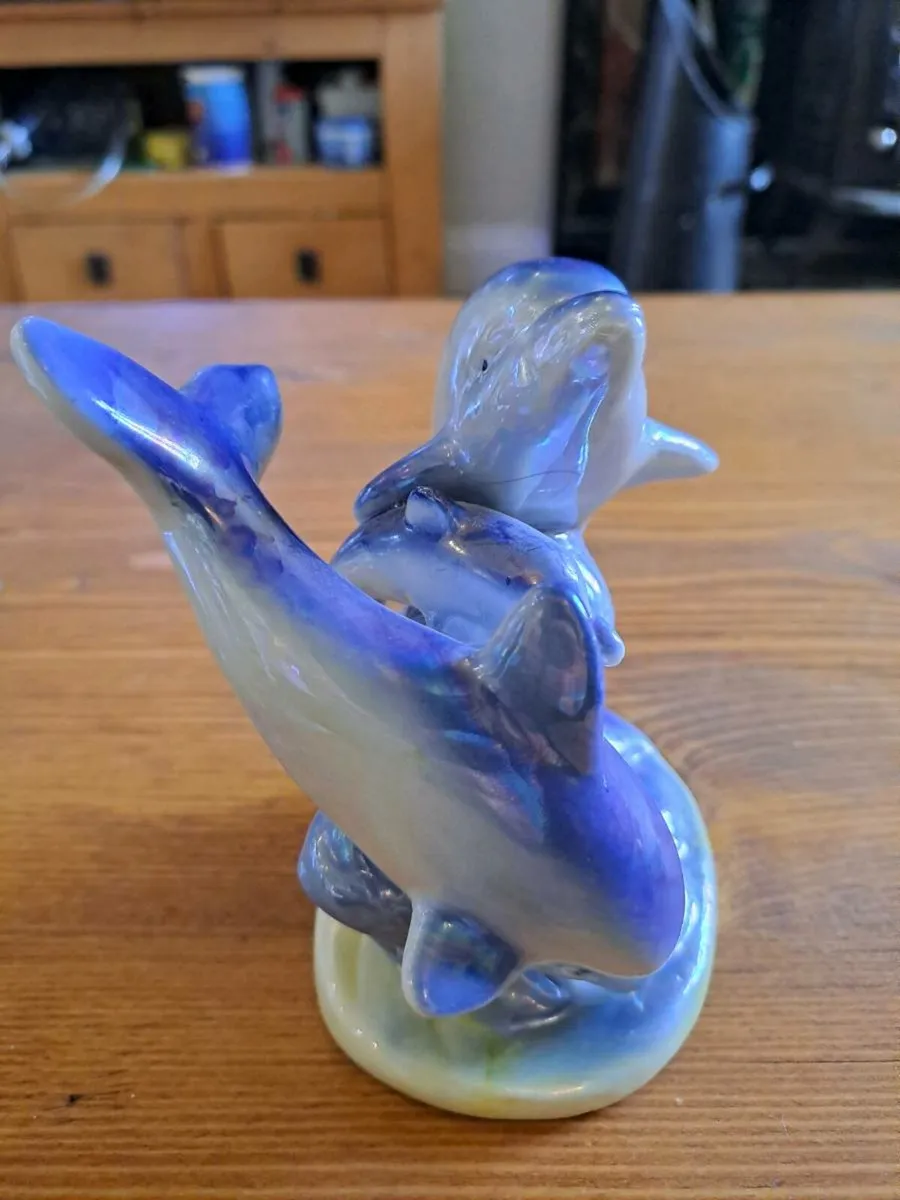 Vintage 3 dolphins figurine - Image 4