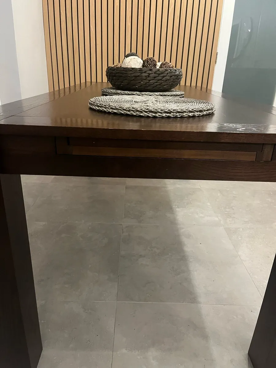 Dining room table - Image 3