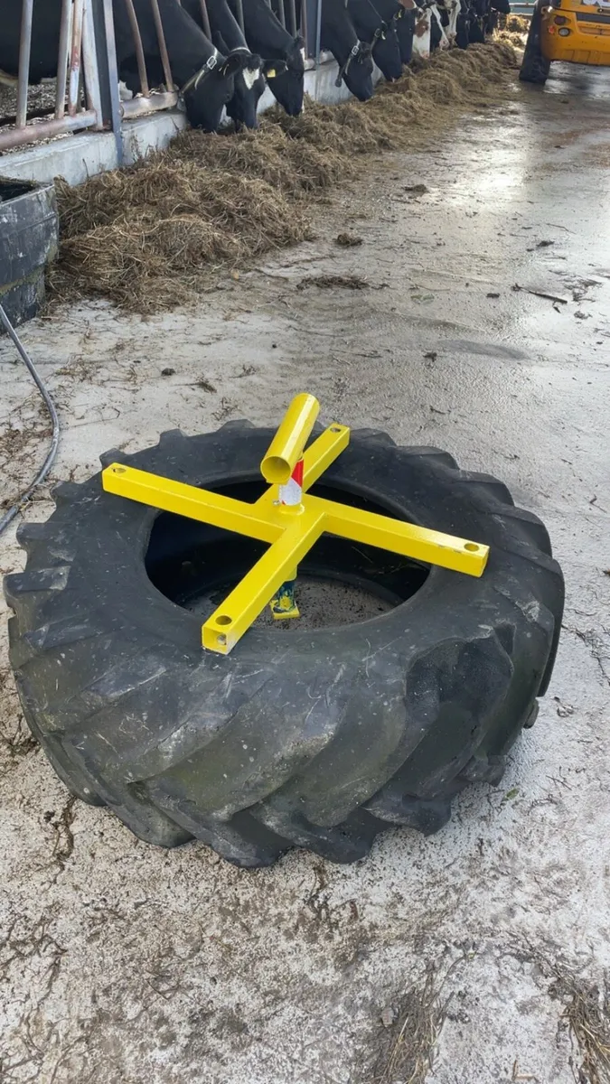 Silage pushers - Image 1