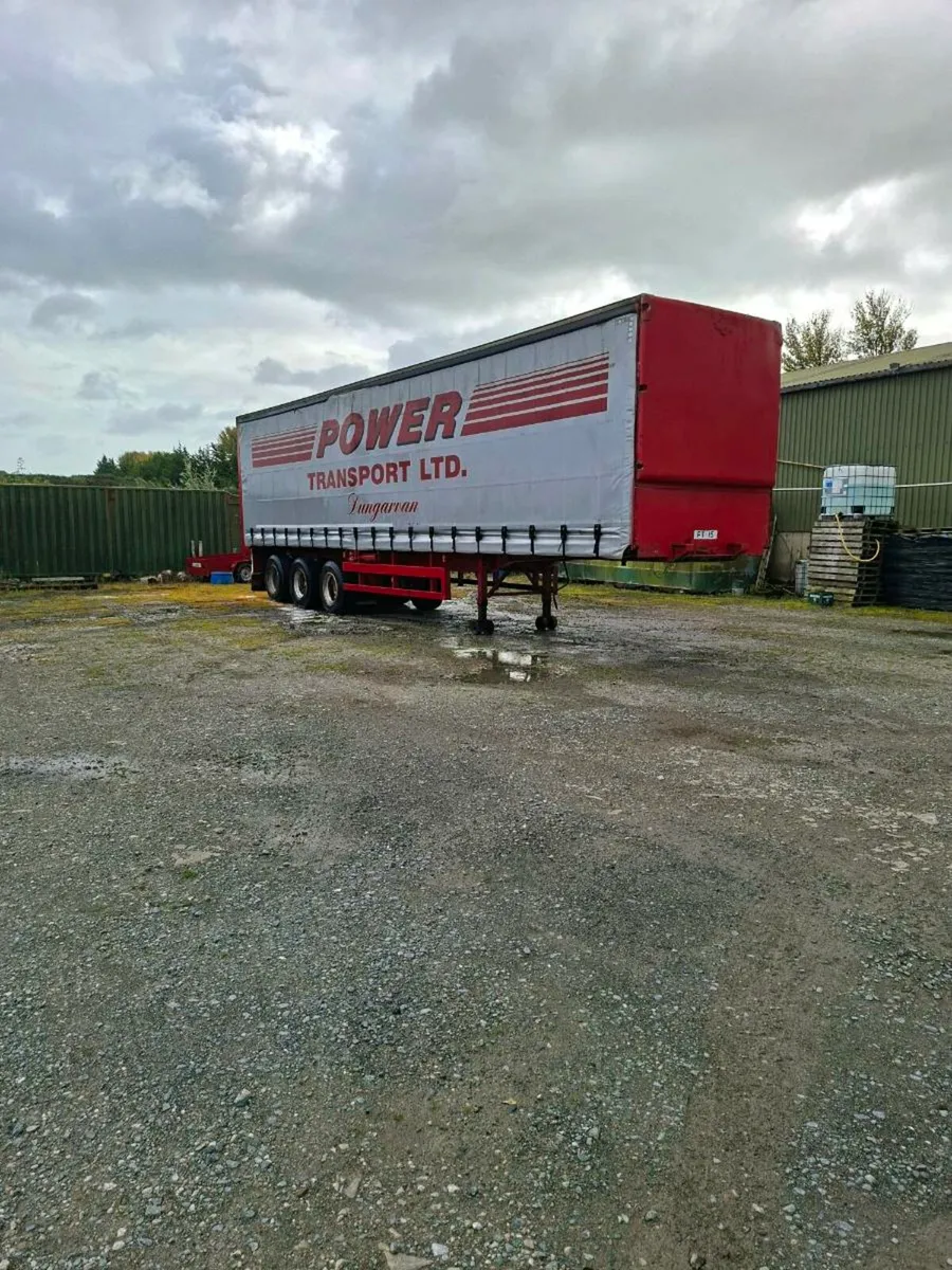 Crane fruehauf Curtainside Trailer - Image 1