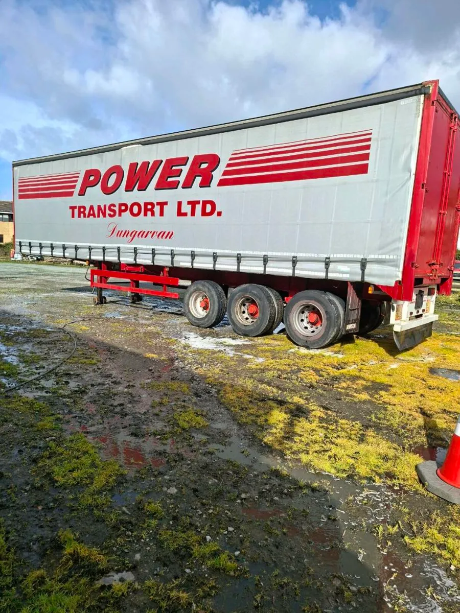 Crane fruehauf Curtainside Trailer - Image 2
