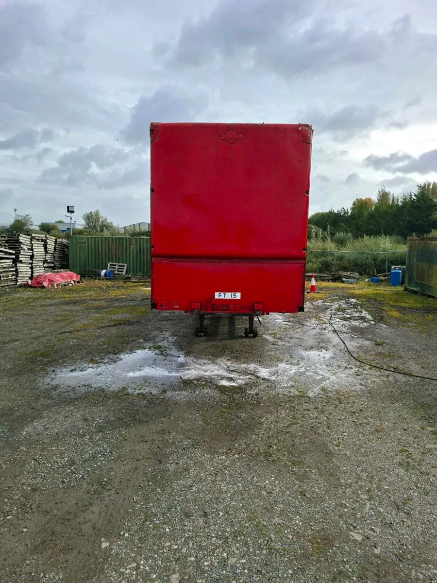 Crane fruehauf Curtainside Trailer - Image 3