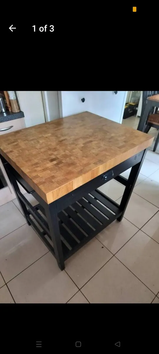 Kitchen Island - Image 1