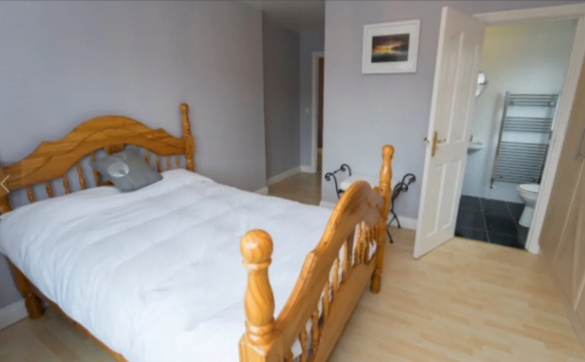 Bed double and mattress - Image 2