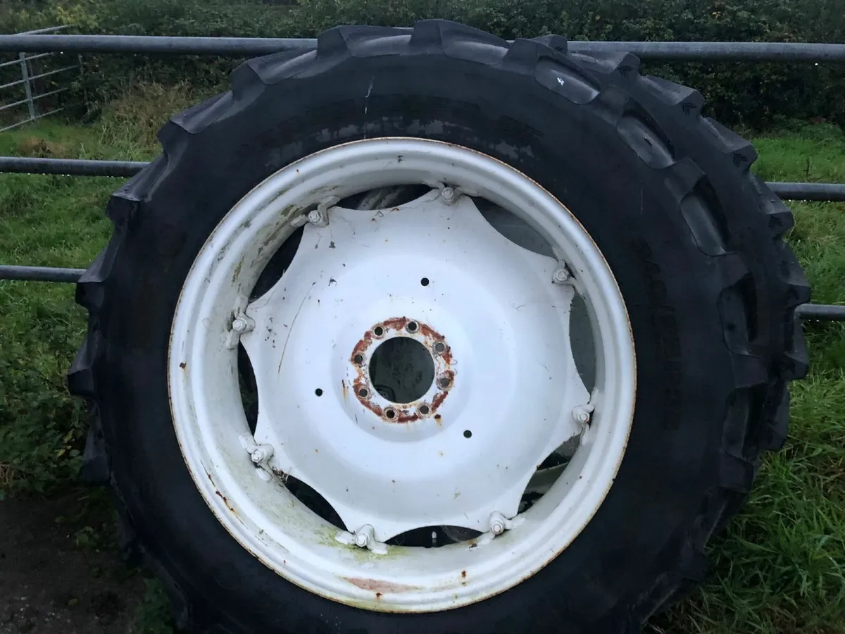 Tractor wheels - Image 4