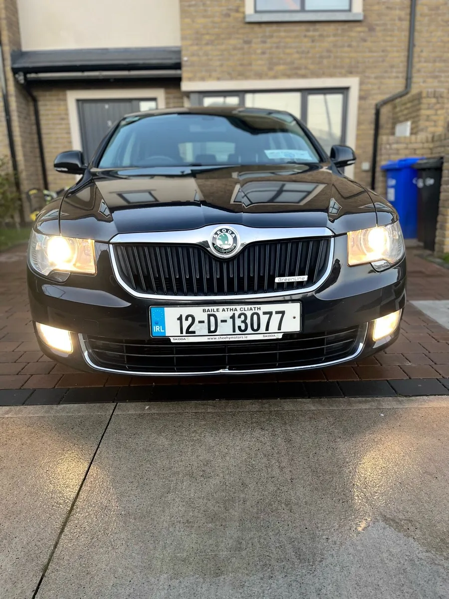 Skoda Superb 1 previous owner. - Image 1