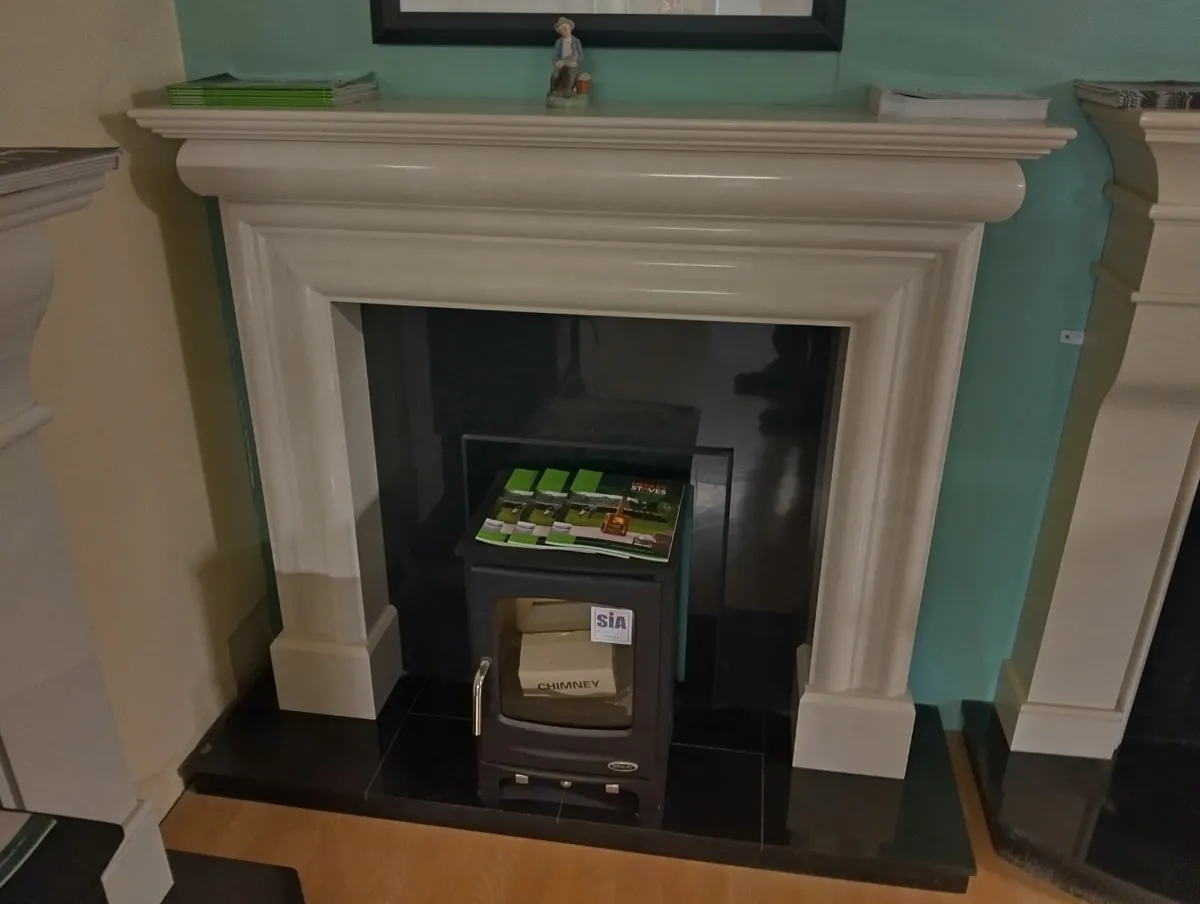Fireplace surround - Image 1