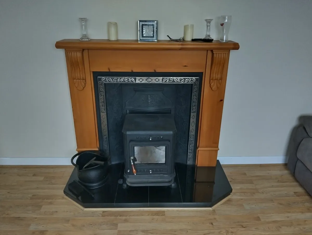 Fireplace surround - Image 4