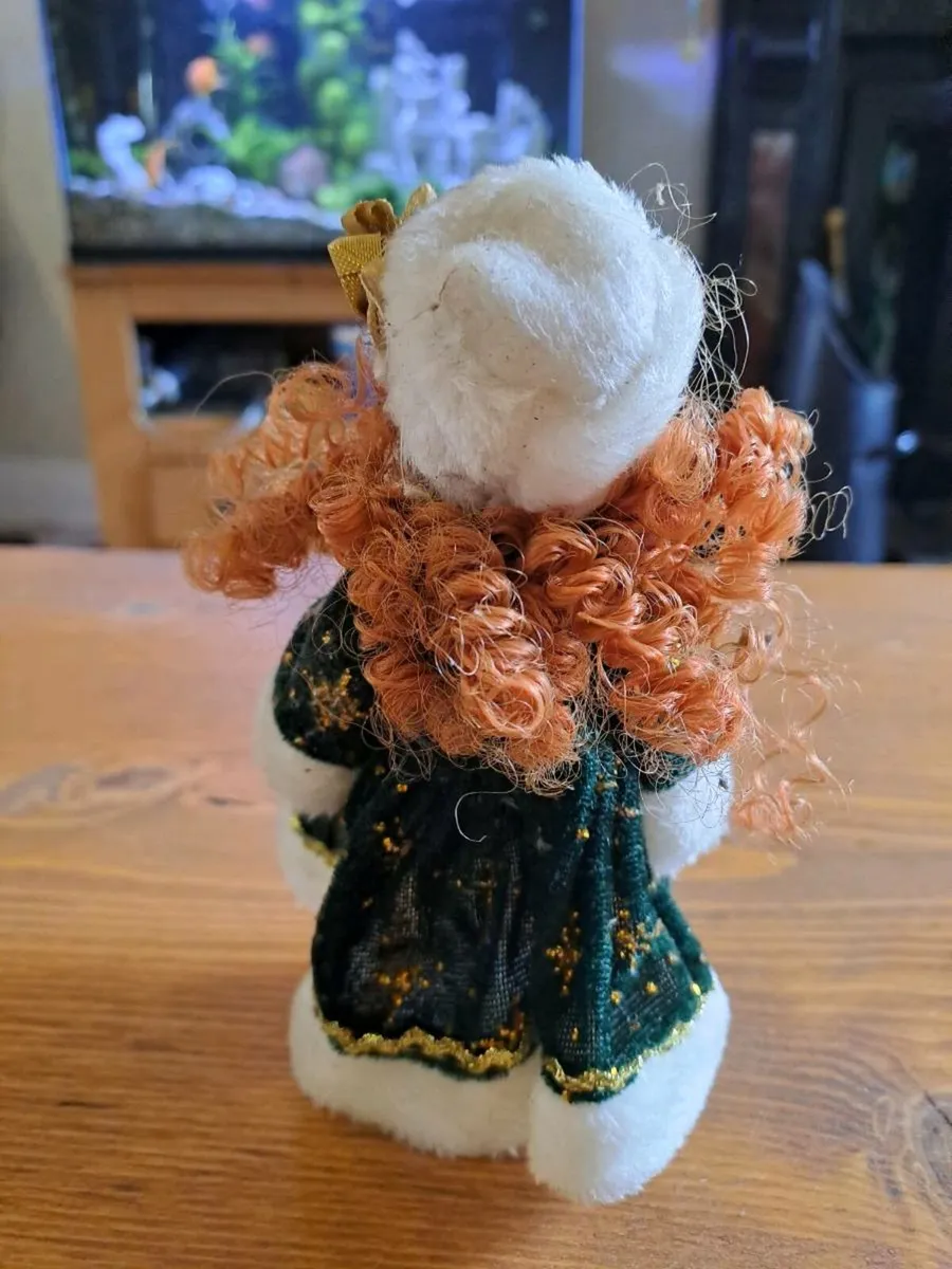 Vintage Christmas porcelain doll - Image 3