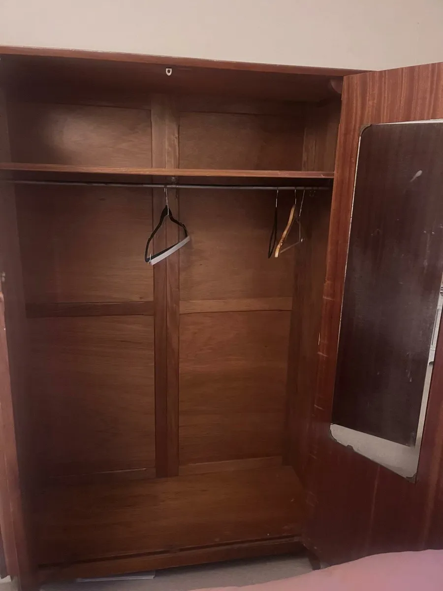 Wardrobe and Chest of Drawers - Image 4