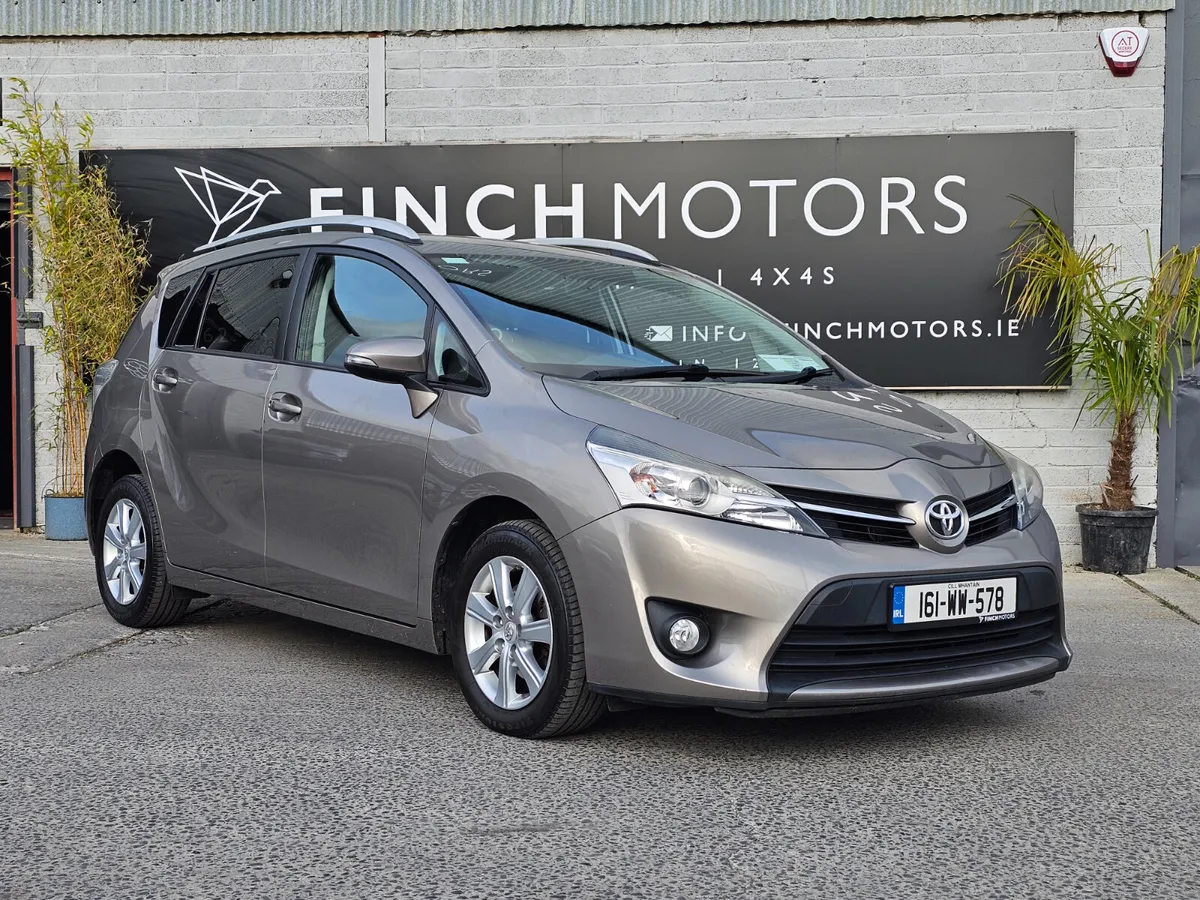 TOYOTA VERSO AURA // 7 SEATER // 08/27 NCT - Image 1