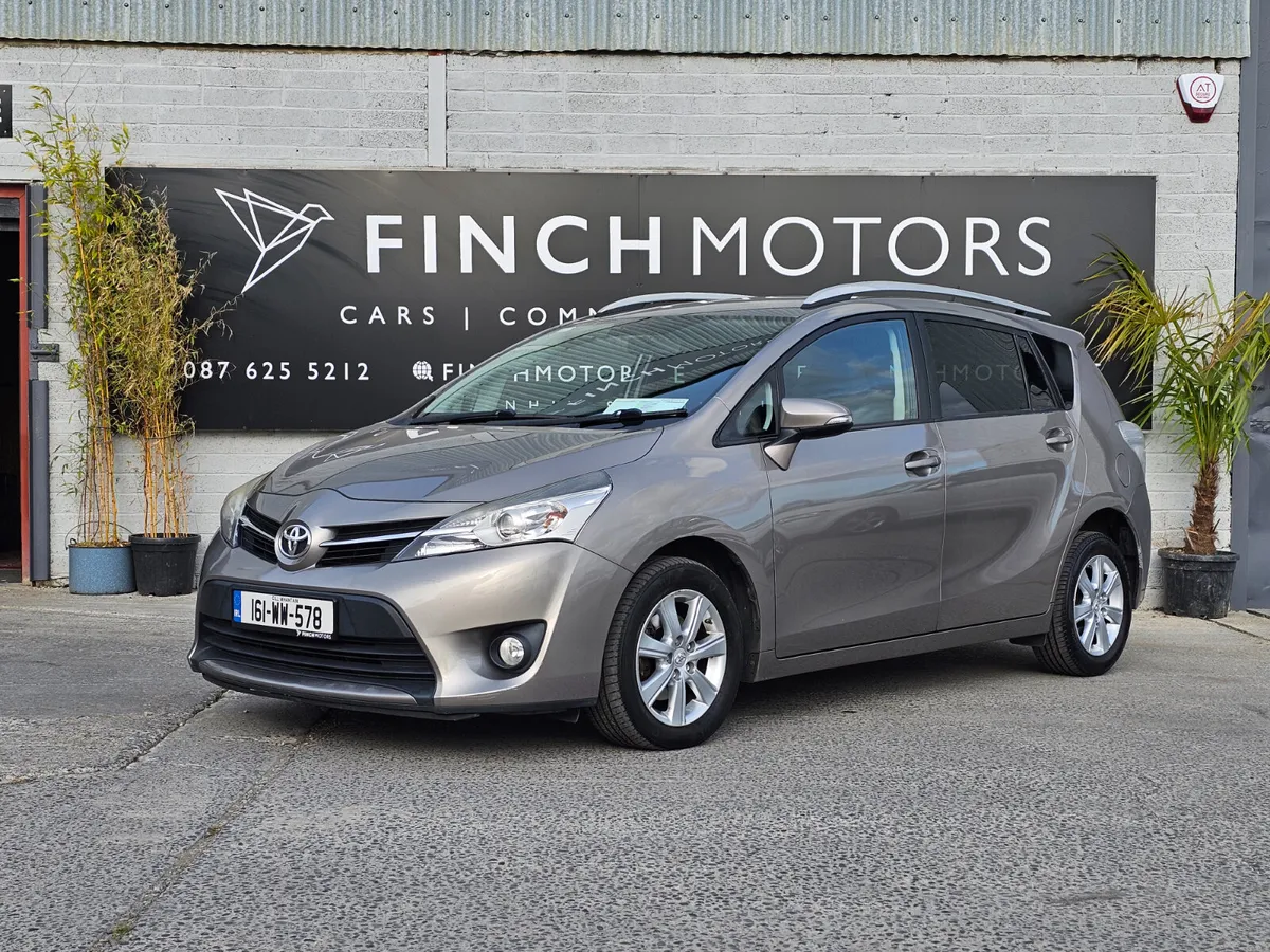 TOYOTA VERSO AURA // 7 SEATER // 08/27 NCT - Image 3