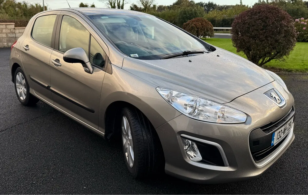 PEUGEOT 308 1.6 HDI 92 4DR - Low Mileage - Image 2