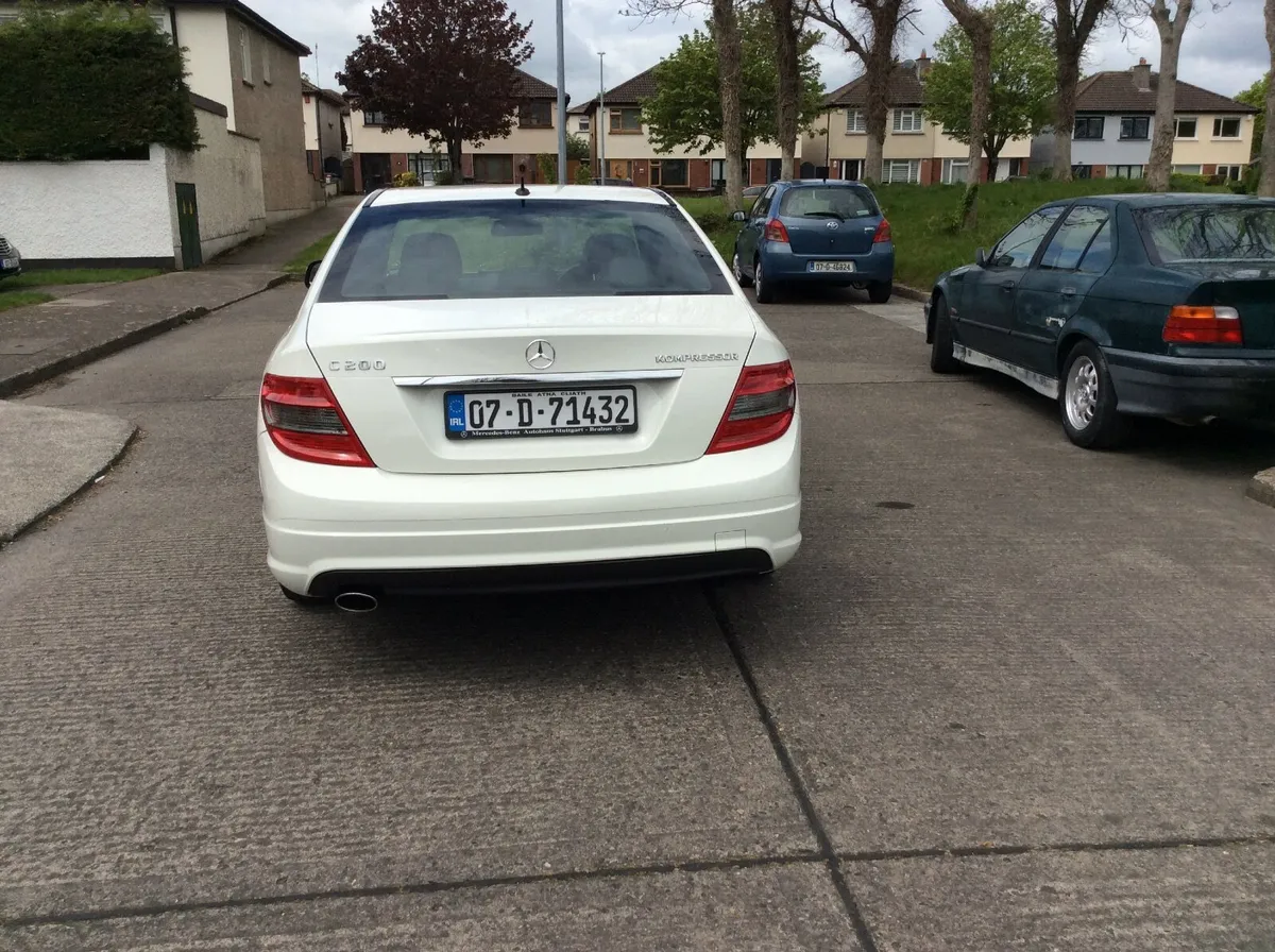 Mercedes-Benz C-Class 2007 - Image 3
