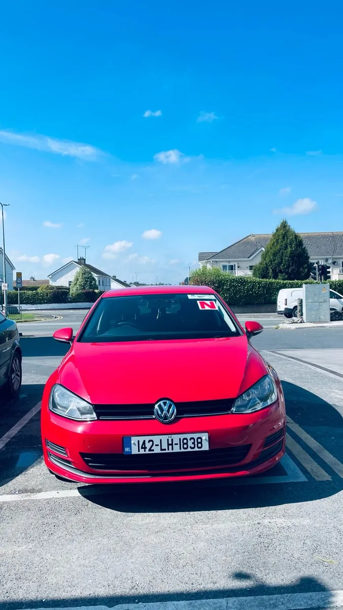 2014 VWGOLF - Image 1
