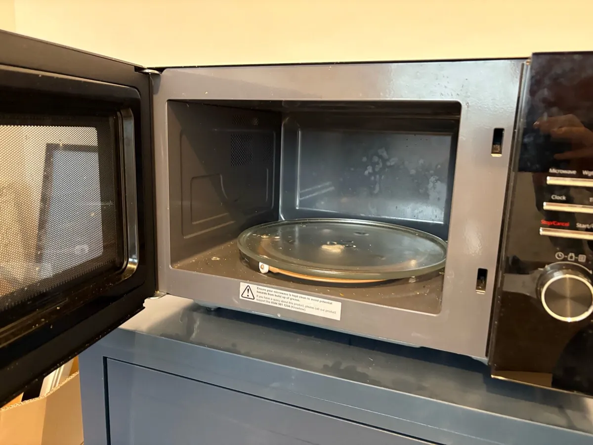 Microwave - Image 2