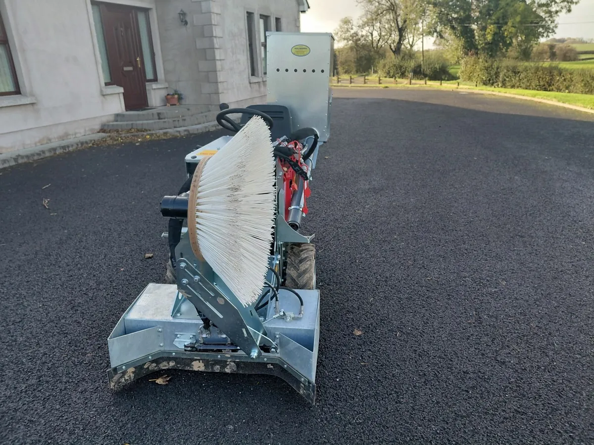 Lime spreader - Image 2