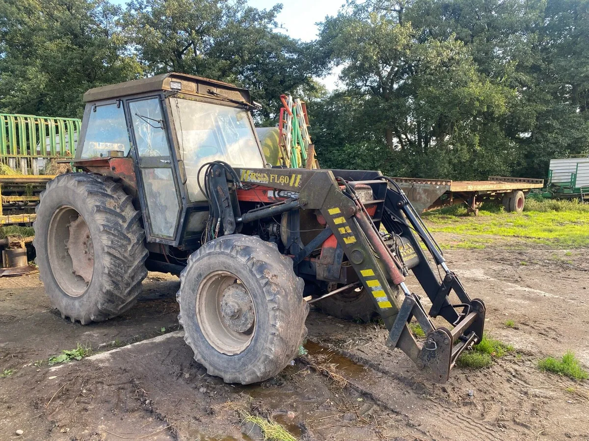 Rossmore & Tanco Loaders for Zetor - Image 3