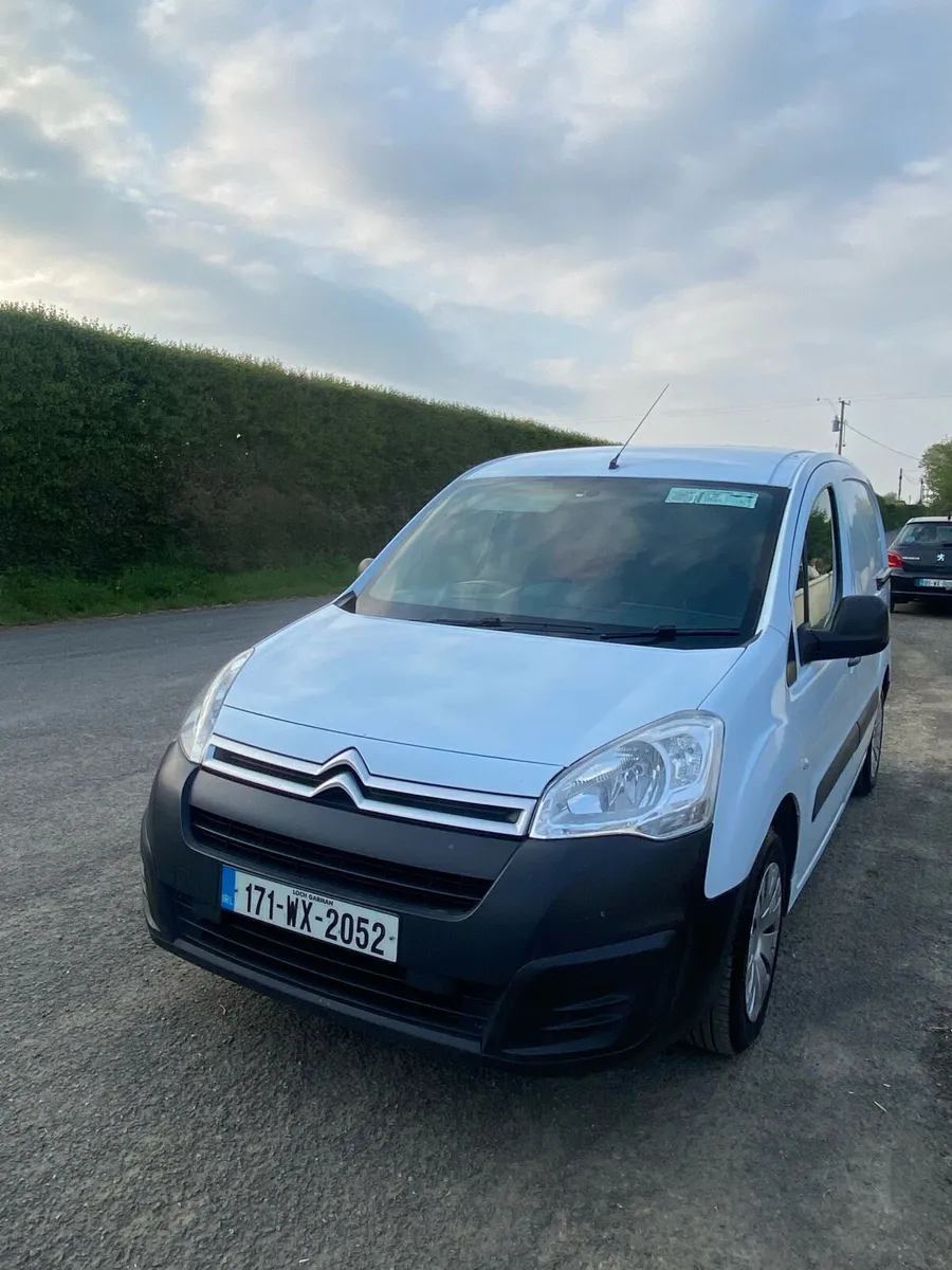 Van for sale - Image 2