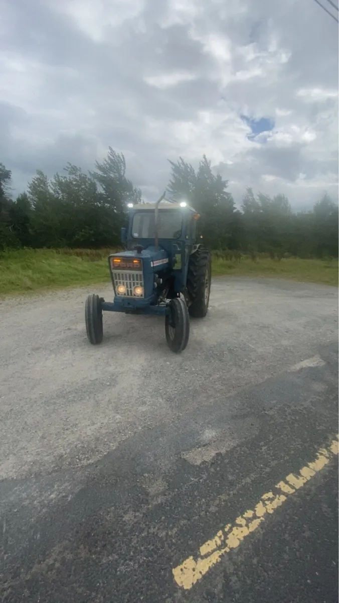 Ford 4000 - Image 1