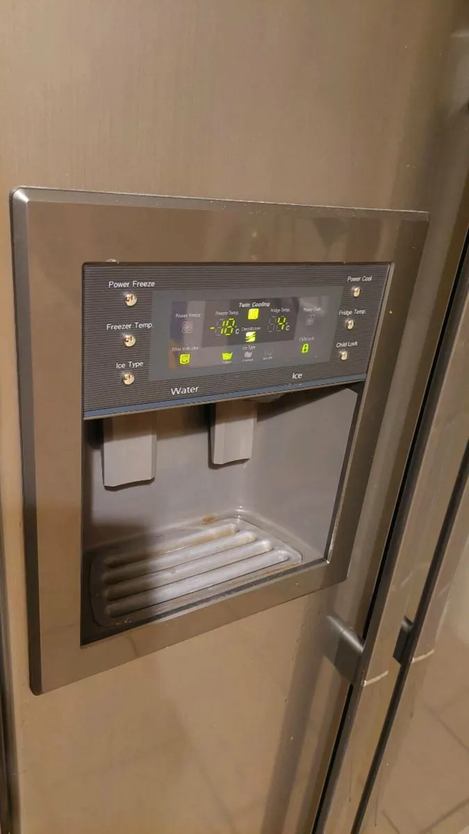 Fridge Samsung Side by Side - Image 3
