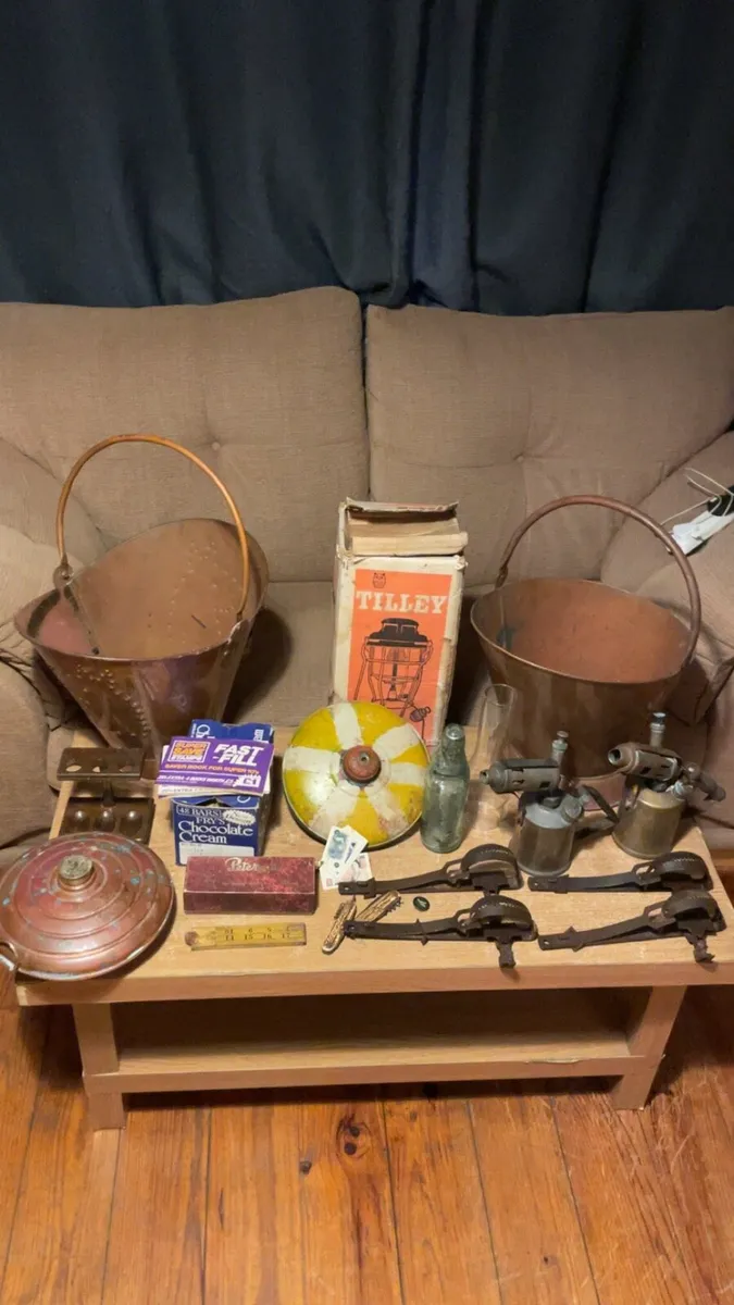 House clearance antiques