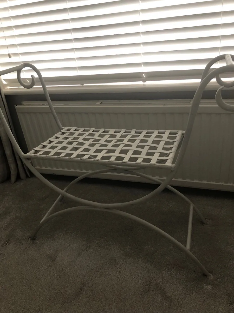 Bench - Image 1