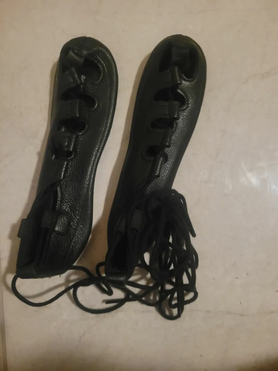 Irish dancing shoes - Image 1