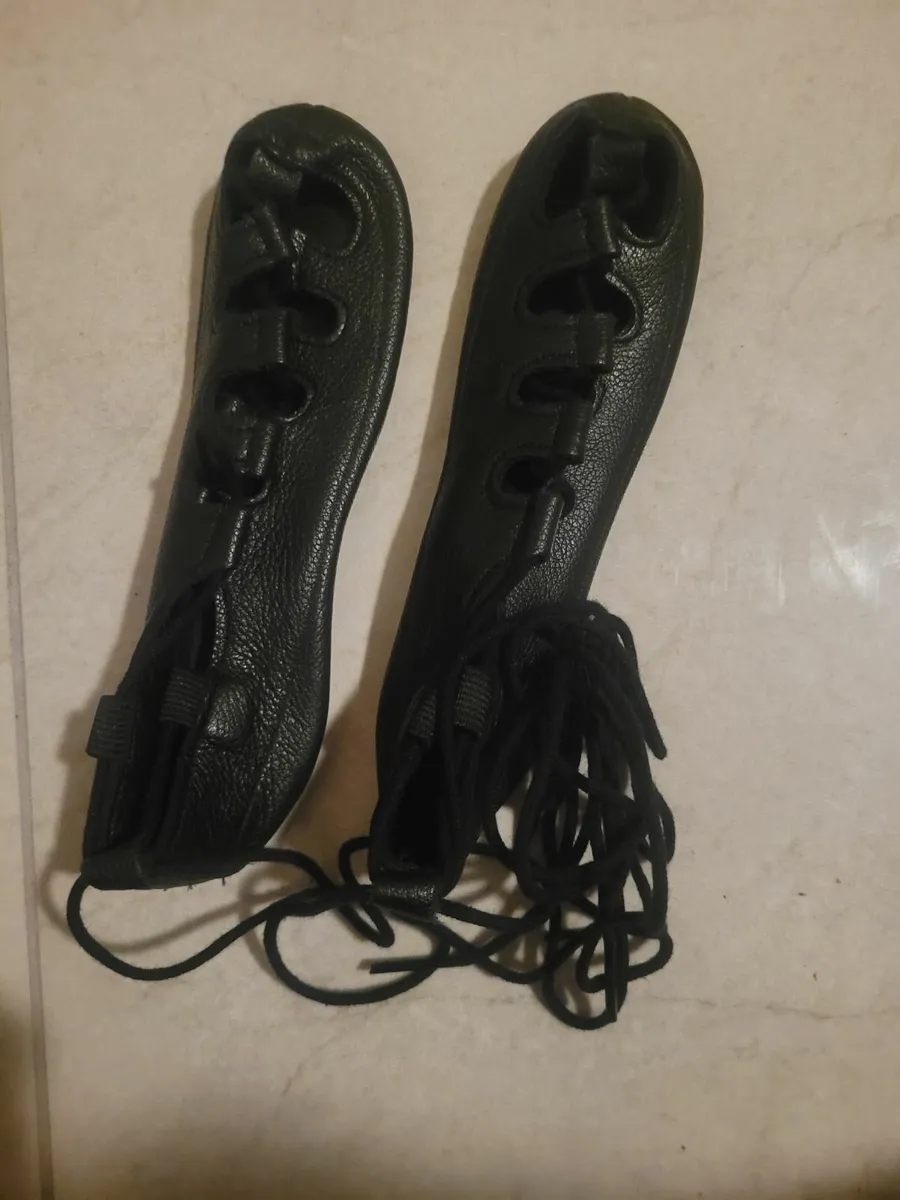 Irish dancing shoes - Image 2