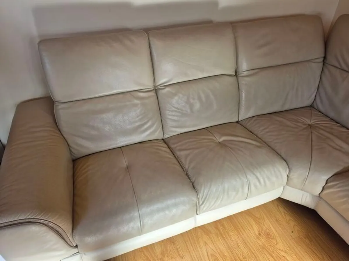 Cream leather corner sofa - Image 4