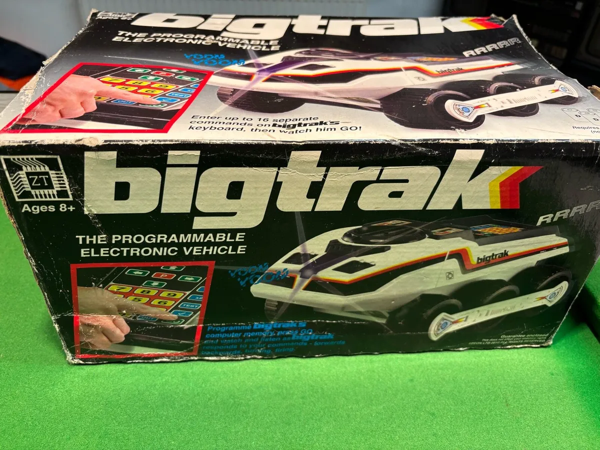 Bigtrak Programmable Toy Tank - Image 2