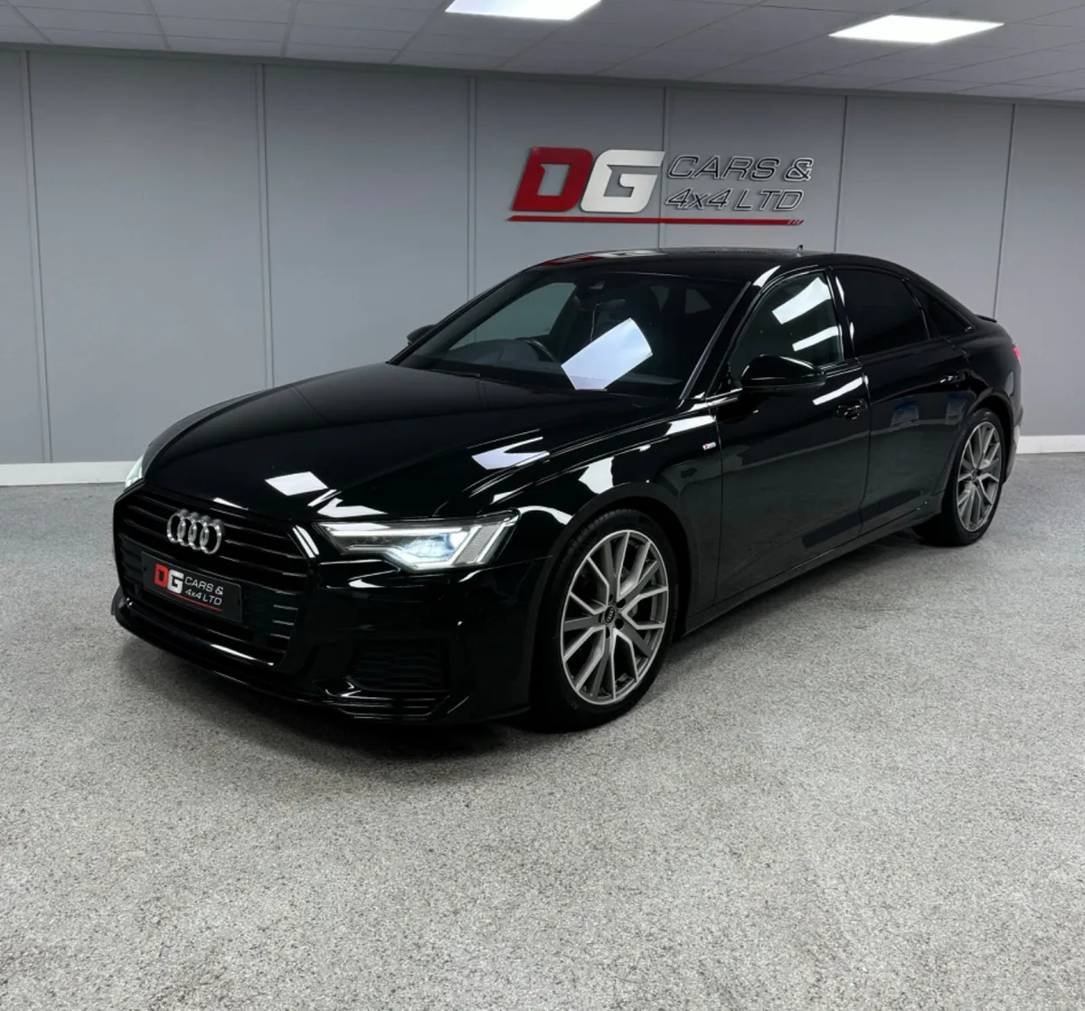 2021 Audi A6 2.0 40 TDI S Line Black Edition Auto - Image 3