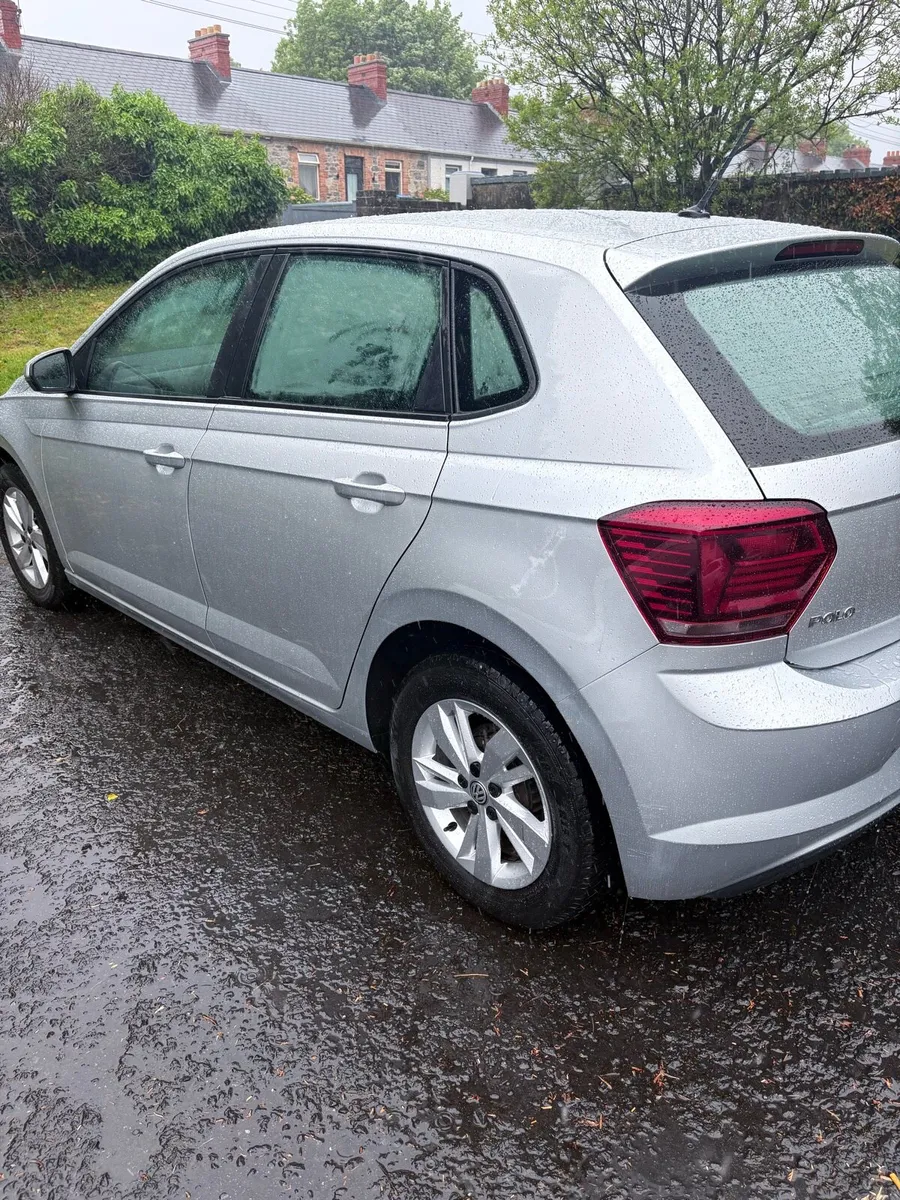 car - Image 2
