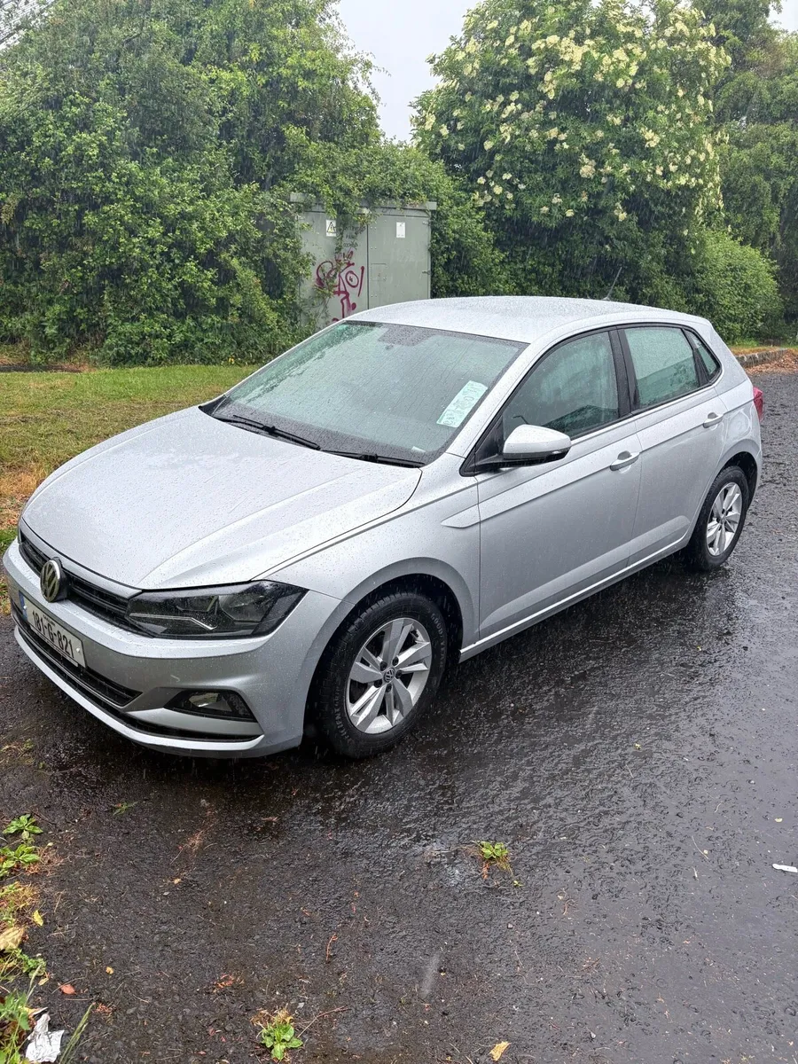 car - Image 1