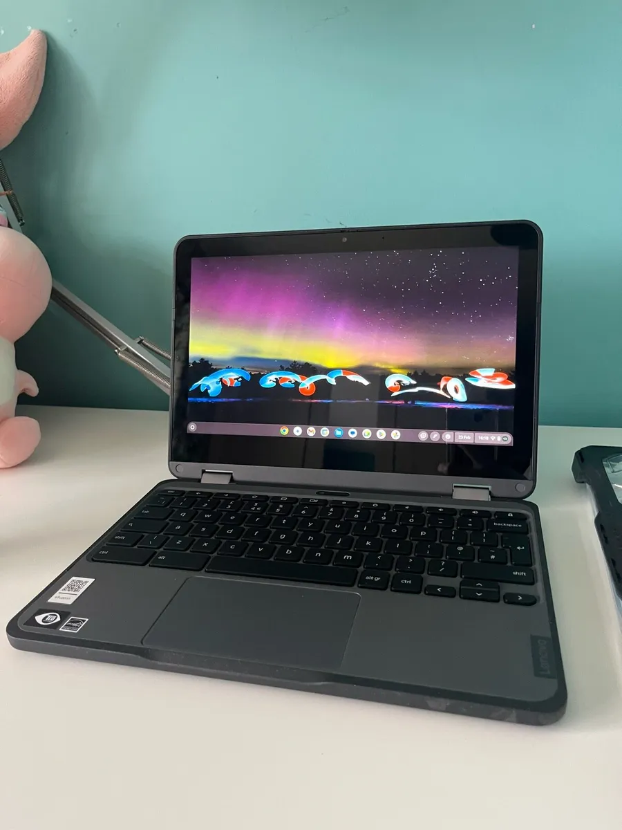 Lenovo Chromebook - Image 1